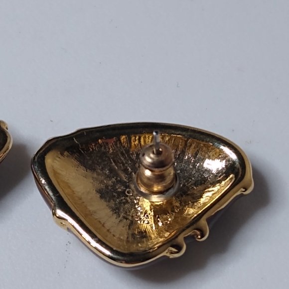 Vintage Triangular Stud Earrings - Picture 8 of 11